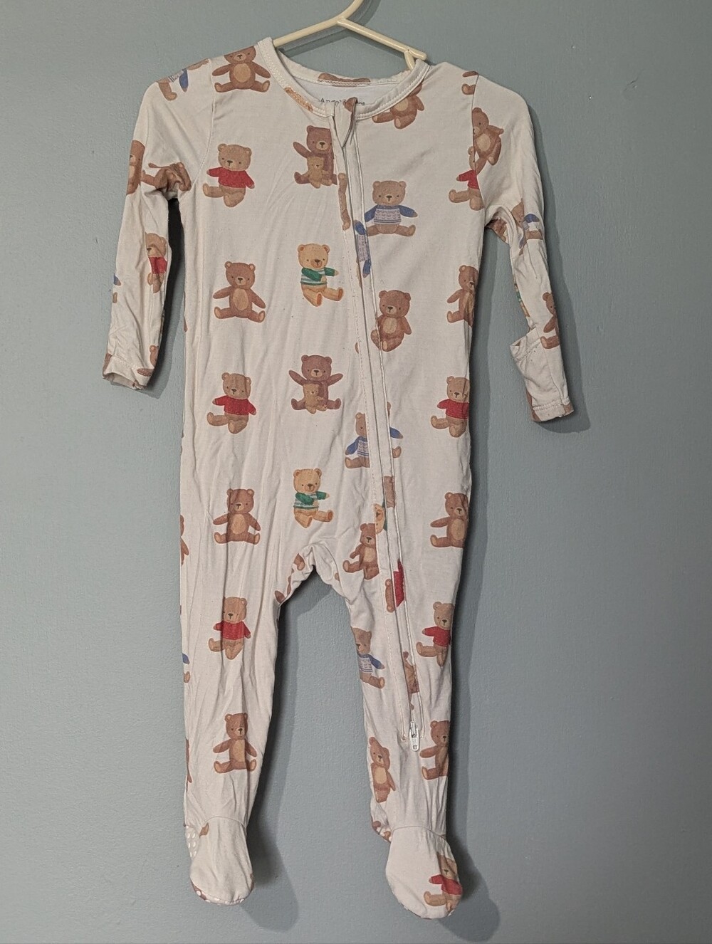 4/$10 ✨ Angel Dear Bamboo Baby White Footed One-Piece with Teddy Bear Print
